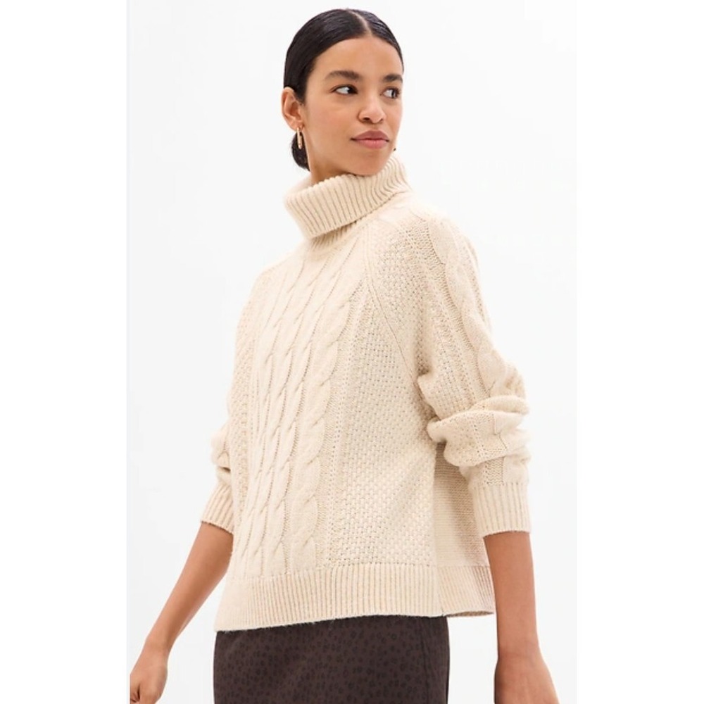 GAP Cable Knit Turtleneck Sweater Alpaca Wool Blend Clean Girl Chino Beige XS